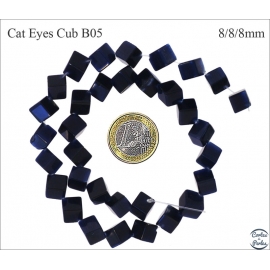 Perles oeil de chat lisses - Cubes/8 mm - Dark blue