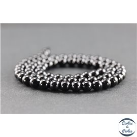 Perles en spinelle noire de Madagascar - Rondes/6 mm - Grade AB