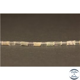Perles en fluorite light - Tubes/2mm
