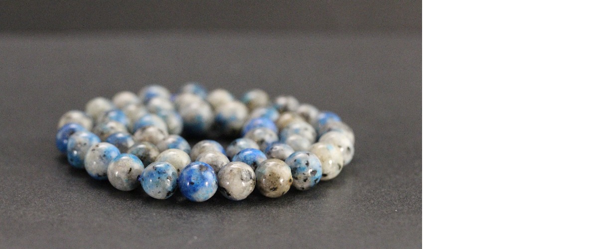 Perles en jaspe K2